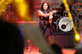 Anggun C Sasmi penyanyi Indonesia paling sering masuk Billboard