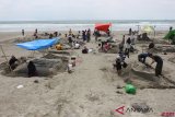 Lomba Patung Pasir 3D Di Pantai Panjang Bengkulu 