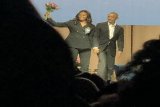 Bunga dari Barack Obama untuk istrinya