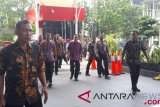 Boediono irit bicara usai dimintai keterangan KPK