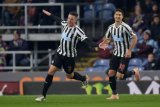 Newcastle United tundukkan Burnley 2-1