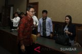 SIDANG PLEDOI ZUMI ZOLA