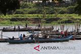 TAMBANG PASIR ILEGAL SUNGAI BRANTAS