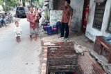 Warga Semarang keluhkan lubang jamban komunal mangkrak