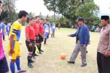 Bupati Solok harapkan turnamen sepak bola nagari mampu lahirkan pemain berbakat
