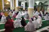 Ratusan jamaah Masjid Nurul Falah Agam gelar muhasabahsambut pergantian tahun