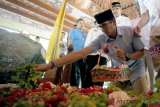 Sandiaga Uno Ziarah Makam Soekarno