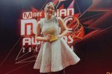 Marion Jola terimka penghargaan Best Asiann Artist Indonesia di MAMA 2018