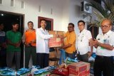 Wabup Sugianto serahkan bantuan korban bencana banjir Sikui