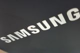 Samsung kembangkan ponsel layar lipat dengan engsel magnetik?