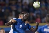 Balotelli cetak gol debut Marseille meski dikalahkan Lille