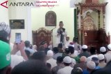 Ustadz Maulana ikhlaskan istrinya berpulang