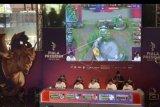 Peserta mengikuti babak kualifikasi regional Piala Presiden Esport 2019 di kawasan Kuta, Bali, Minggu (10/2/2019). Babak kualifikasi Piala Presiden Esport 2019 yang mempertandingkan permainan 