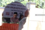 Ketua KPU Kota Kediri Agus Rofiq memimpin rapat pleno terbuka rekapitulasi dan penetapan daftar pemilih pindahan di Kota Kediri, Jawa Timur, Senin (18/2/2019). KPU daerah setempat menambah 25 tempat pemungutan suara (TPS) untuk digunakan oleh 7.232 pemilih pindahan pada Pemilu 2019 mendatang. Antara Jatim/Prasetia Fauzani/ZK.