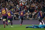 Suarez bawa Barcelona ke final Copa del Rey usai libas Madrid 3-0