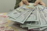 Kurs dolar menguat setelah ada penjualan ritel menggembirakan