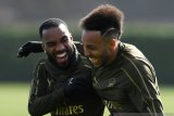 Posisif COVID-19, Aubameyang dan Lacazette absen saat Arsenal kalah kontra Brentford