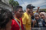 Maher Zain kunjungi korban bencana Palu