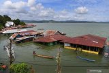 IBADAH MINGGU DI DANAU SENTANI