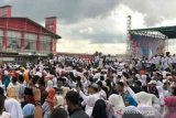 Puluhan ribu pendukung Prabowo-Sandi di Palembang ikuti jalan sehat ukhuwah