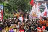 Kampaye terbuka Jokowi  menampilkan 