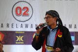 Cawapres nomor urut 02 Sandiaga Uno menyampaikan orasi politik saat kampanye akbar Prabowo-Sandi di GOR Ki Mageti Kabupaten Magetan, Jawa Timur, Senin (8/4/2019). Kampanye dengan juru kampanye Sandiaga Uno dihadiri ribuan pendukung capres-cawapres nomor urut 02 Prabowo Subianto-Sandiaga Uno. Antara Jatim/Siswowidodo/zk.