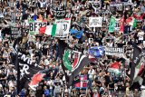 Yel-yel rasis, fans Fiorentina dihukum kosongkan stadion