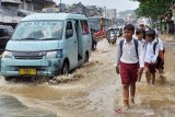 Banjir rendam Kampung Melayu