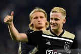 MU sepakati nilai transfer untuk mendatangkan De Beek