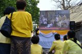 Rakyat saksikan prosesi penobatan Raja Thailand Maha Vajiralongkorn