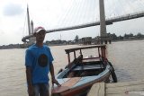 Jasa penyeberangan perahu di Kota Jambi menurun saat puasa