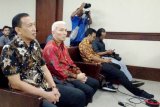 Bendahara Umum KONI divonis 20 bulan bui dan denda Rp50 juta