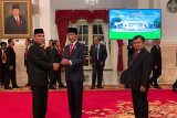 Jokowi angkat Hinsa Siburian sebagai  Kepala Badan Siber dan Sandi Negara
