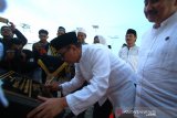 Direktur Utama PT Angkasa Pura I Faik Fahmi  bersama jajarannya meresmikan Masjid Nur Rahman di kawasan proyek pengembangan Bandara Syamsuddin Noor Banjarmasin, Kalimantan Selatan, Senin (27/5/2019).PT Angkasa Pura I meresmikan Masjid Nur Rahman yang dapat menampung 1188 Jamaah.Foto Antaranews Kalsel/Bayu Pratama S.