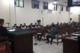 Sibron Azis minta hakim ringankan hukumannya