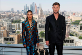 Chris Hemsworth dan Tessa Thompson menjadi wajah baru 