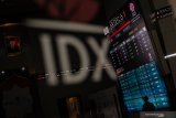 IHSG melemah 70,61 poin turun ke posisi 6.105,09