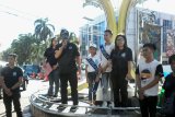 BNN Kota Manado bagi-bagi stiker stop Narkoba peringati HANI