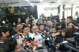 Hakim MK tidak bantah adanya kecurangan, kata Bambang Widjojanto