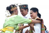 Presiden Jokowi meninjau pengembangan infrastruktur wisata Labuan Bajo