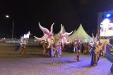 Karnaval budaya-parade kendaraan hias warnai pembukaan Manado Fiesta