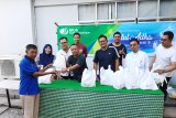 BPJS Ketenagakerjaan Cabang Makassar bagikan daging kurban