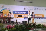 Dua pelajar asal Provinsi Kalimantan Timur yang menjadi peserta Siswa Mengenai Nusantara (SMN) 2019 dalam rangka BUMN Hadir untuk Negeri (BHUN) 2019 di Jawa Barat tengah menyampaikan kesan dan pesannya pada saat penutupan kegiatan yang telah terselenggara selama kurang lebih 10 hari di Jabar.