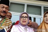 Mufidah Jusuf Kalla siap bantu pasarkan tenun Tanah Datar