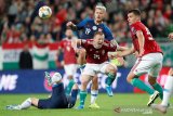 UEFA hukum Hongaria dan Slovakia bertanding tanpa penonton