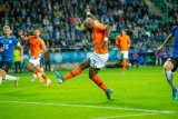 Ryan Babel cetak dua gol pertamanya untuk timnas Belanda