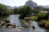 Wisata pegunungan kars Rammang-Rammang