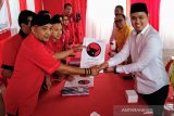 Dico, suami Chacha Frederica, mendaftar bakal calon Wakil Bupati Semarang