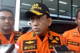 Pesawat Twin Otter PK-CDC diduga jatuh setelah  menabrak gunung