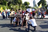 PMII Surabaya demo tuntut mundur pimpinan KPK lama